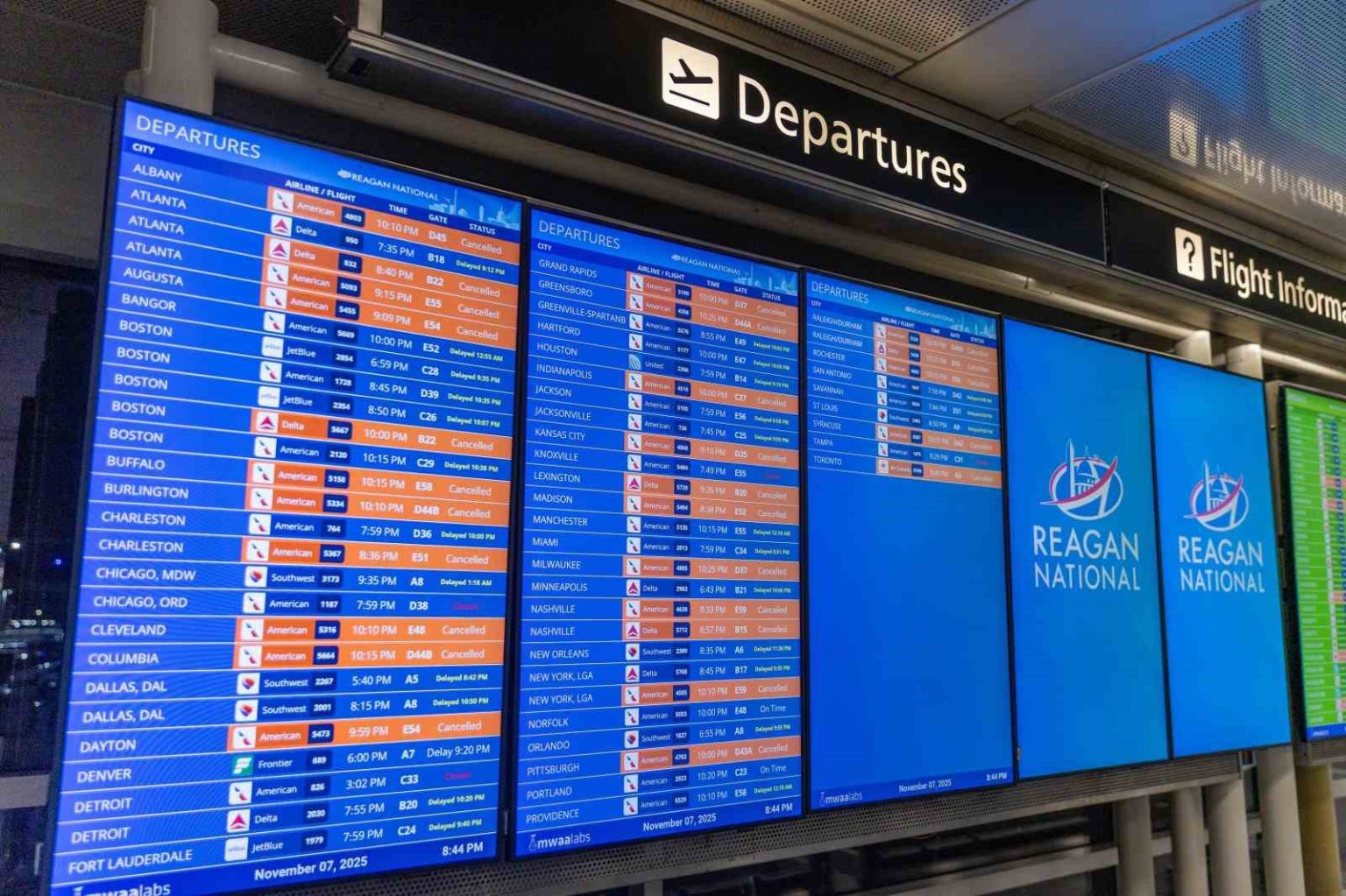 abd-hukumetinin-kapali-kalmasi-nedeniyle-bin-700den-fazla-ucus-iptal-edildi