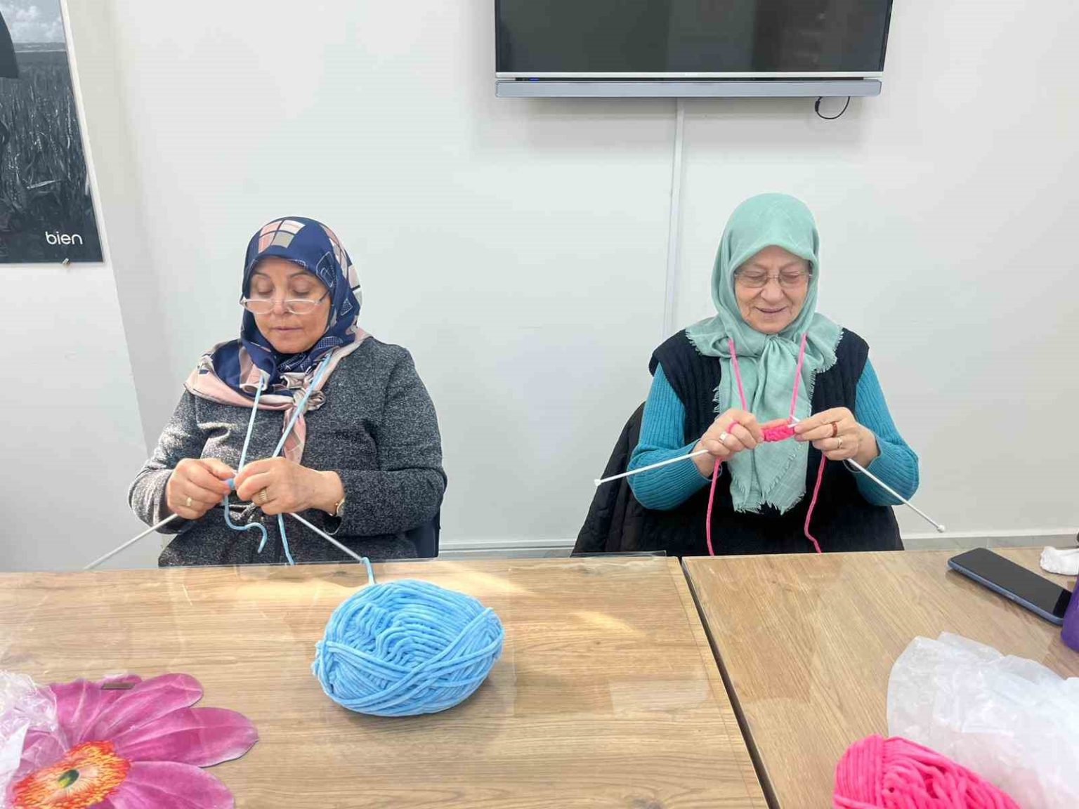 alzheimera-karsi-orgu-oruyorlar