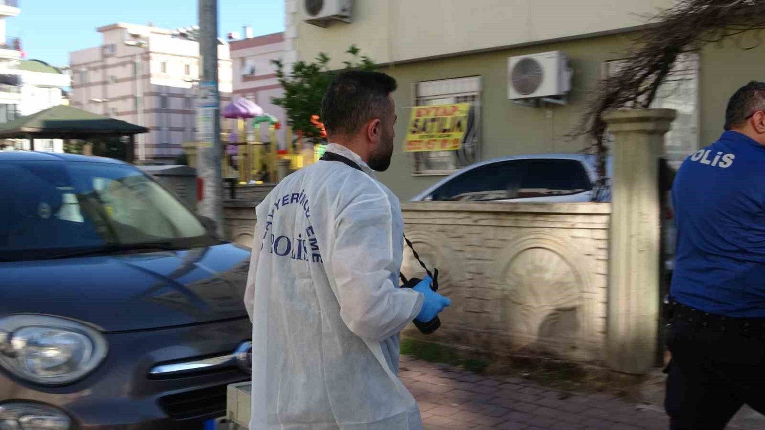 antalyada-30-yasindaki-genc-evinde-olu-bulundu