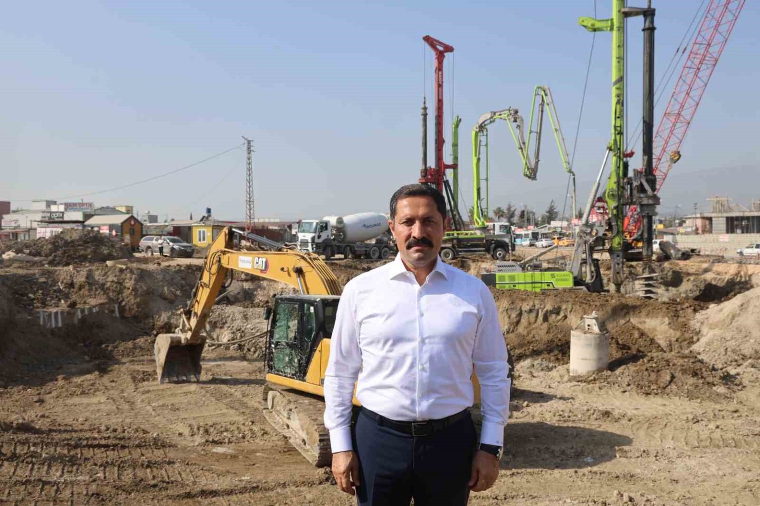 asrin-felaketi-sonrasi-ulasim-aginin-guclendirildigi-hatayda-kilit-kavsagin-2026-yili-ocak-ayinda-hizmete-acilmasi-planlaniyor