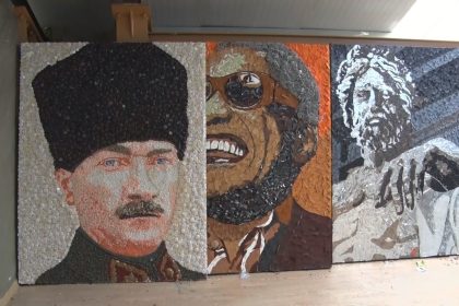 atiklari-sanat-eserine-donusturdu-tablolari-tum-dunyada-yer-buldu