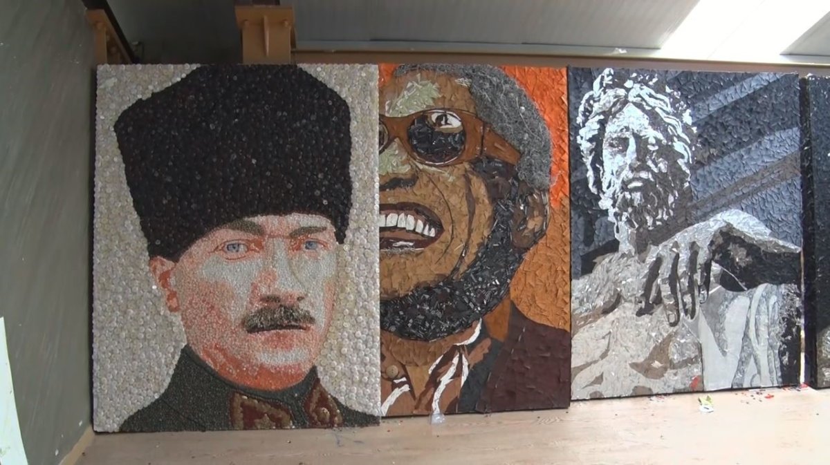 atiklari-sanat-eserine-donusturdu-tablolari-tum-dunyada-yer-buldu