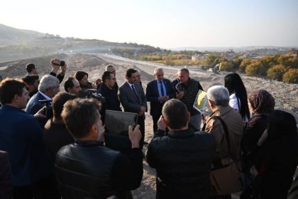 baskan-taskin-battalgazinin-her-noktasinda-kalici-eserler-yukseliyor