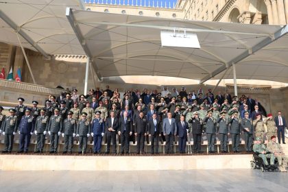 cumhurbaskani-erdogan-karabag-zaferini-kafkasyada-kalici-barisa-giden-yolun-kilometre-tasi-olarak-goruyoruz