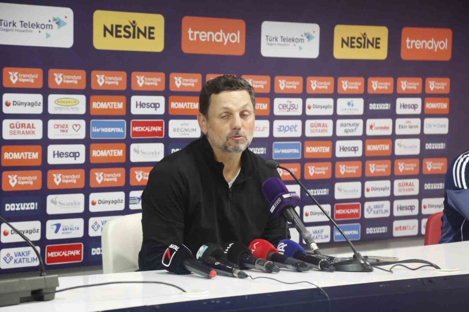 erol-bulut-cok-fazla-bireysel-hata-yaptik-futbol-bunu-affetmez