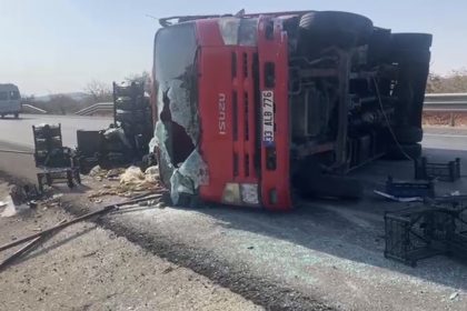 gaziantepte-zincirleme-kaza-9-yasindaki-cocuk-kurtarilamadi