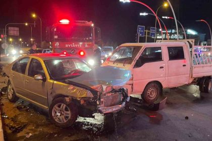 karamanda-uc-arac-kavsakta-carpisti-1-yarali