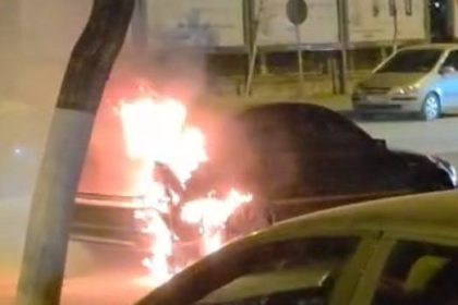 malatyada-seyir-halindeki-otomobilde-yangin