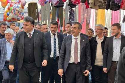 milli-egitim-bakani-tekin-havrana-surpriz-ziyaret-gerceklestirdi