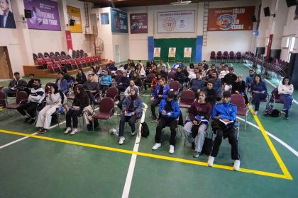 musta-voleybol-aday-hakem-kursu-basladi