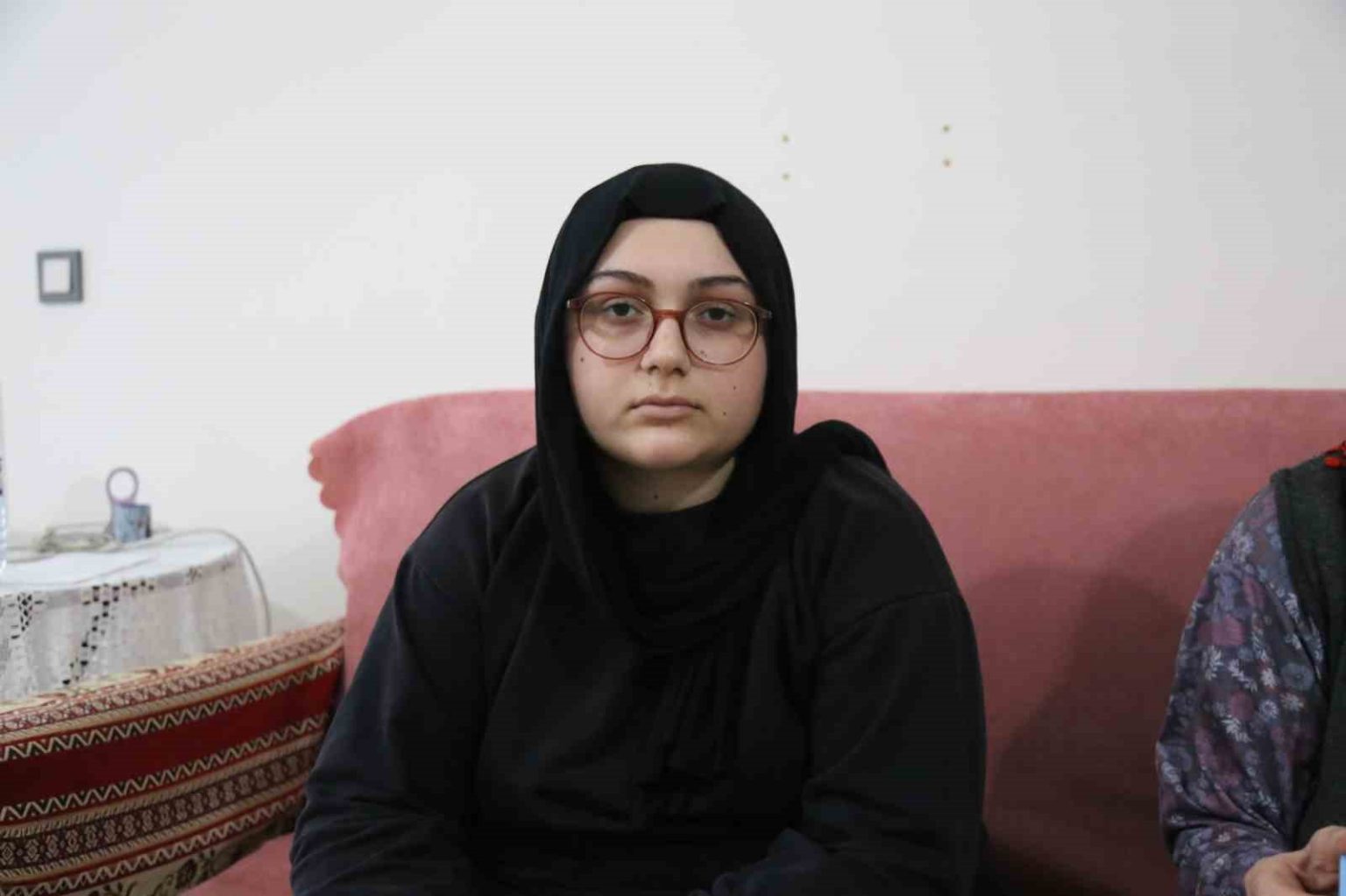 ogluyla-birlikte-kaybolan-kadinin-16-yasindaki-kizi-kaybolduklarini-internet-sayfalarinda-cikan-haberlerden-ogrendim