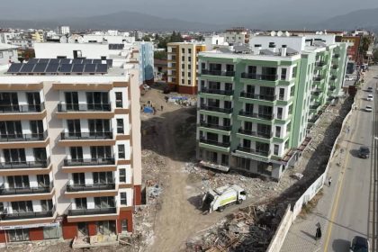 osmaniyede-yeniden-insa-sureci-tum-hiziyla-devam-ediyor