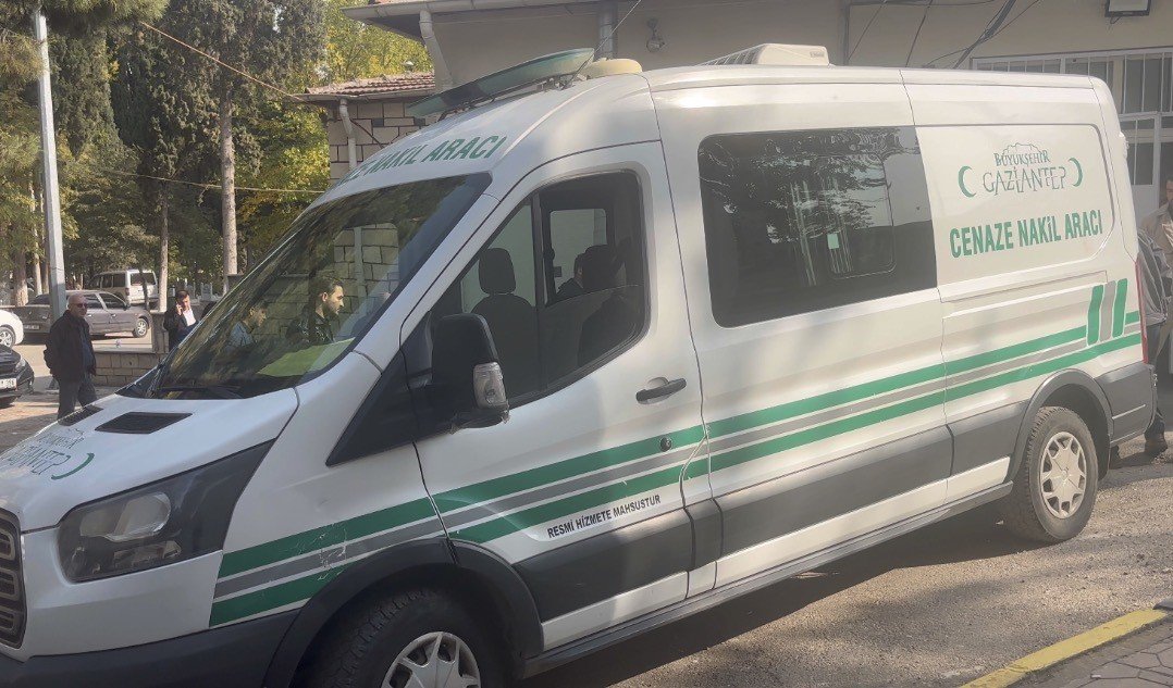 oyun-oynarken-sulama-kanalina-dusen-2-yasindaki-cocuk-boguldu