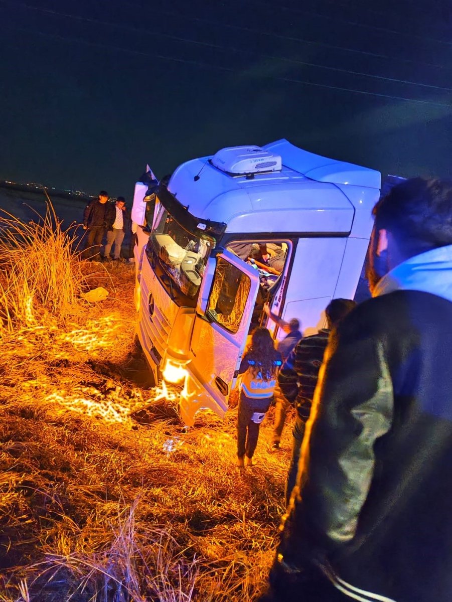 tir-tarlaya-uctu-2-yarali