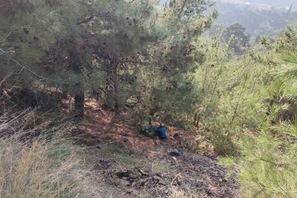 ucurumdan-yuvarlanan-motosikletteki-2-kisi-yaralandi