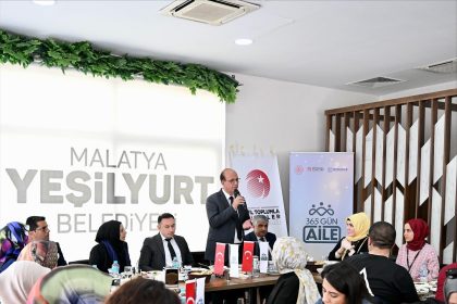 yesilyurt-belediyesinin-ev-sahipligi-yaptigi-aile-mentorlugu-egitim-programi-tamamlandi