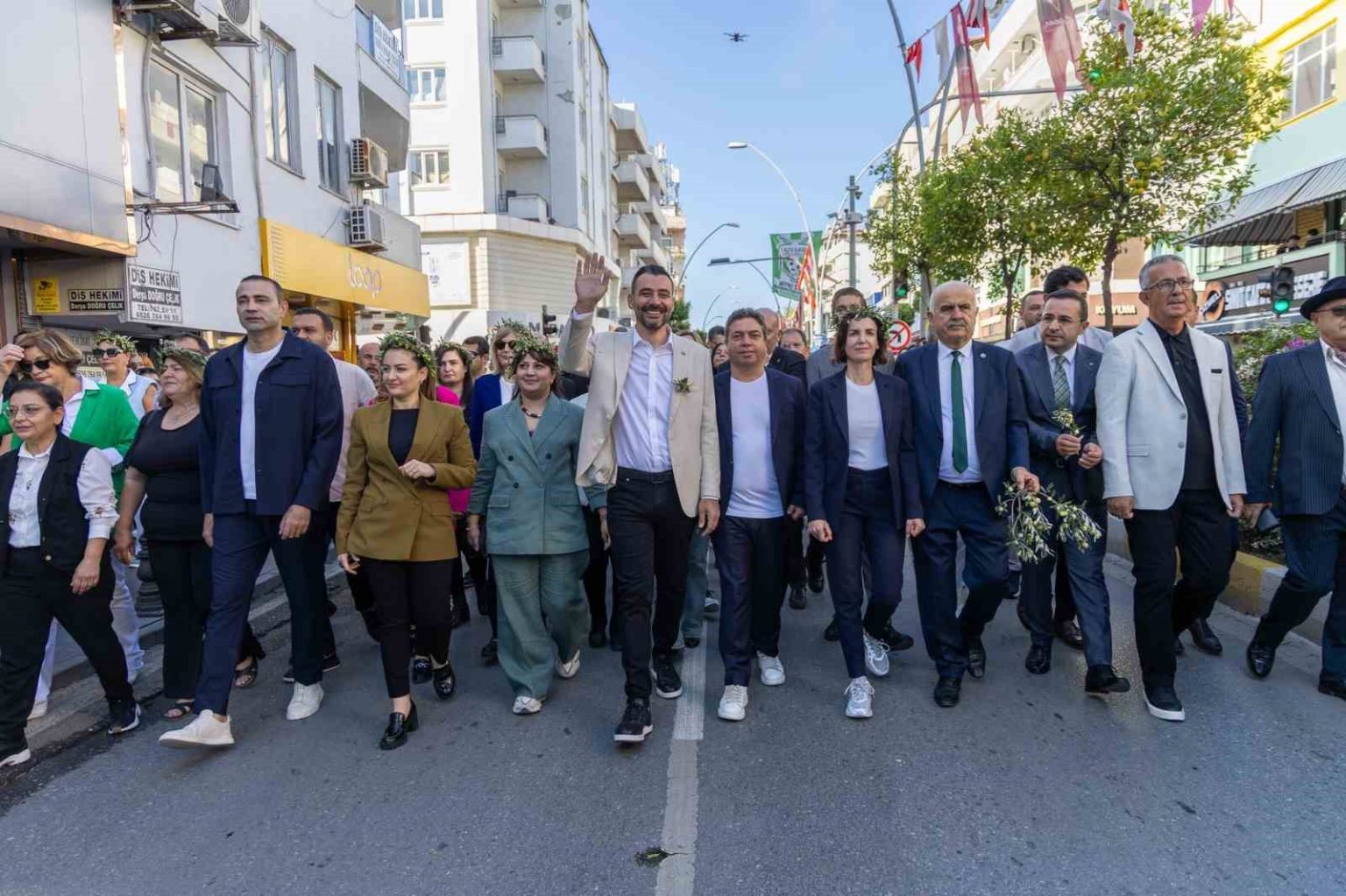 2-manavgat-zeytin-ve-zeytinyagi-festivalinde-ilk-gun-coskusu