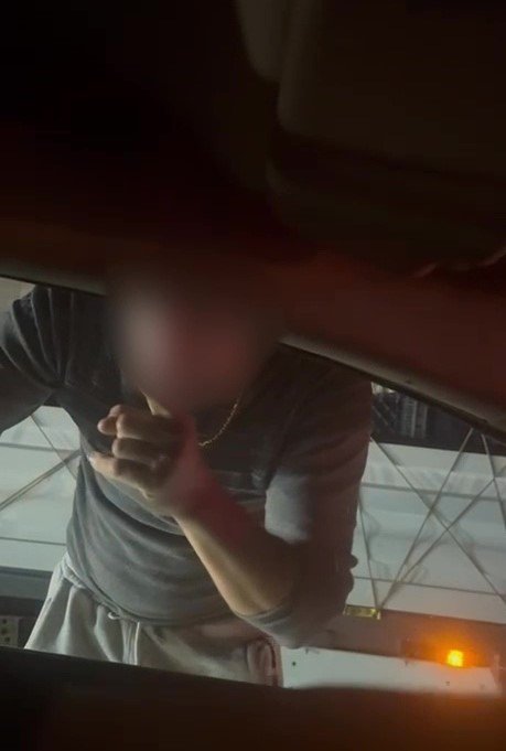 aracin-onunu-kesip-yumruklayan-ve-kufur-eden-trafik-magandasina-ev-hapsi