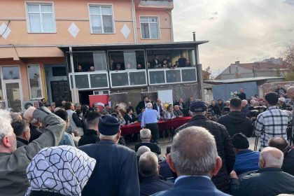 baskan-albayrak-imar-sorunu-hakkinda-konustu