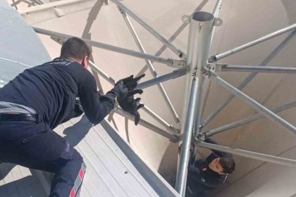 catida-mahsur-kalan-kediyi-itfaiye-kurtardi