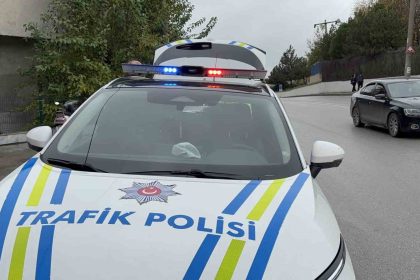 edirnede-motosiklet-devrildi-2-yarali