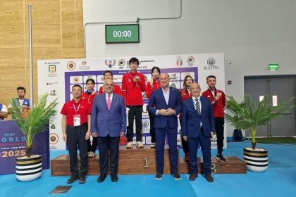 havali-tufek-karisik-takimindan-tarihi-madalya