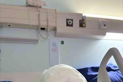 kadikoyde-akil-almaz-olay-genc-kadin-baska-bir-kadin-tarafindan-atese-verildi