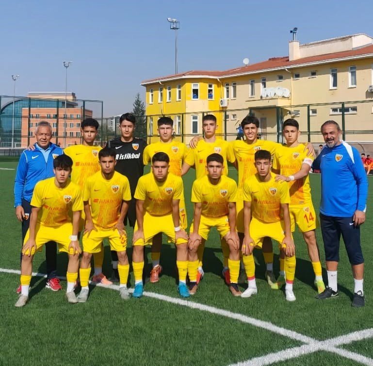 kayserispor-u17-evinde-sivassporu-maglup-etti