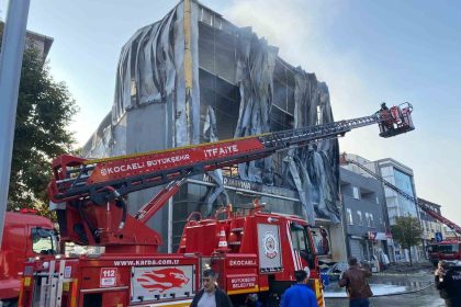 kocaelide-parfum-fabrikasi-faciasi-sonrasi-skandal-paylasimlar-olenlere-hakaret-ve-kufur-ettiler