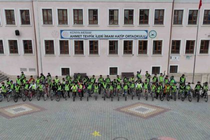 konya-buyuksehirin-guvenli-okul-yollari-projesi-sonrasi-okula-bisikletle-giden-ogrenci-sayisi-artiyor