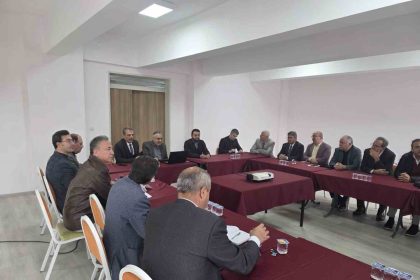 kutahyada-ozel-proje-uygulayan-okullar-degerlendirme-toplantisinda-bir-araya-geldi