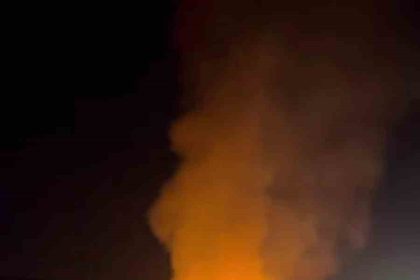 otomobil-alev-topuna-dondu-o-anlar-kamerada