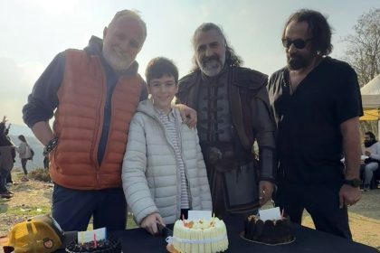 sehzade-mustafaya-sette-dogum-gunu-surprizi