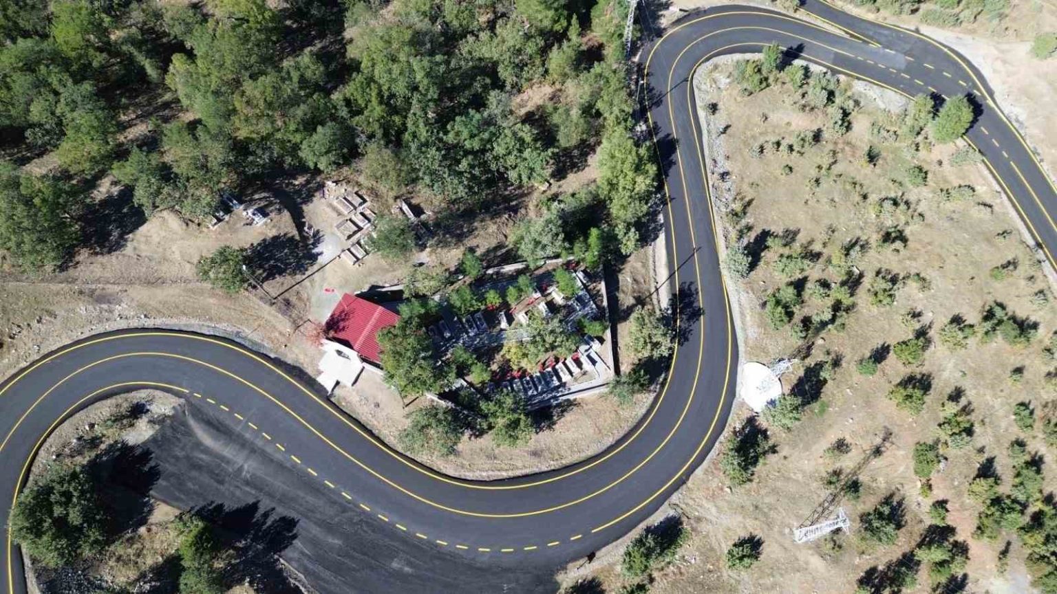 siirtte-23-bin-400-metrelik-yolun-calismalari-tamamlandi