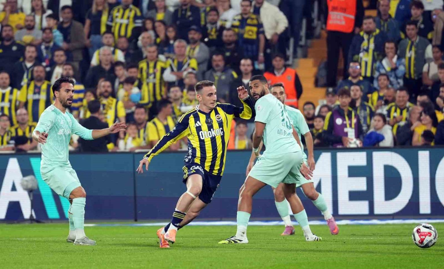 trendyol-super-lig-fenerbahce-0-kayserispor-0-mac-devam-ediyor