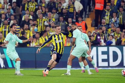 trendyol-super-lig-fenerbahce-0-kayserispor-0-mac-devam-ediyor