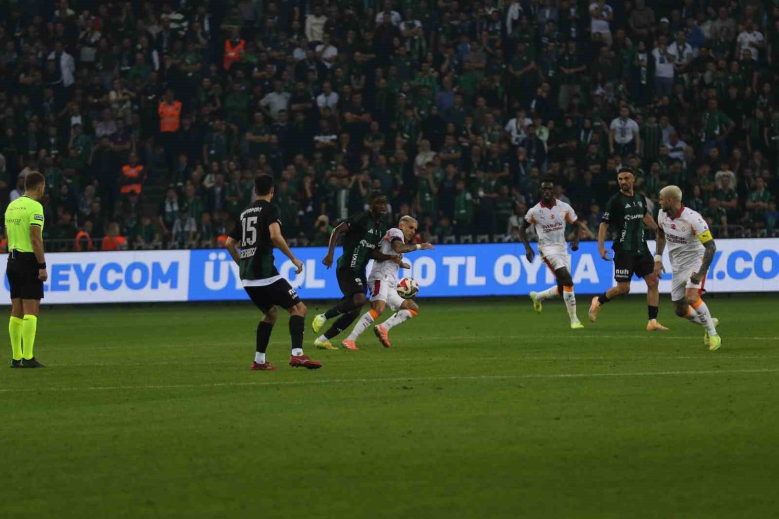 trendyol-super-lig-kocaelispor-1-galatasaray-0-ilk-yari