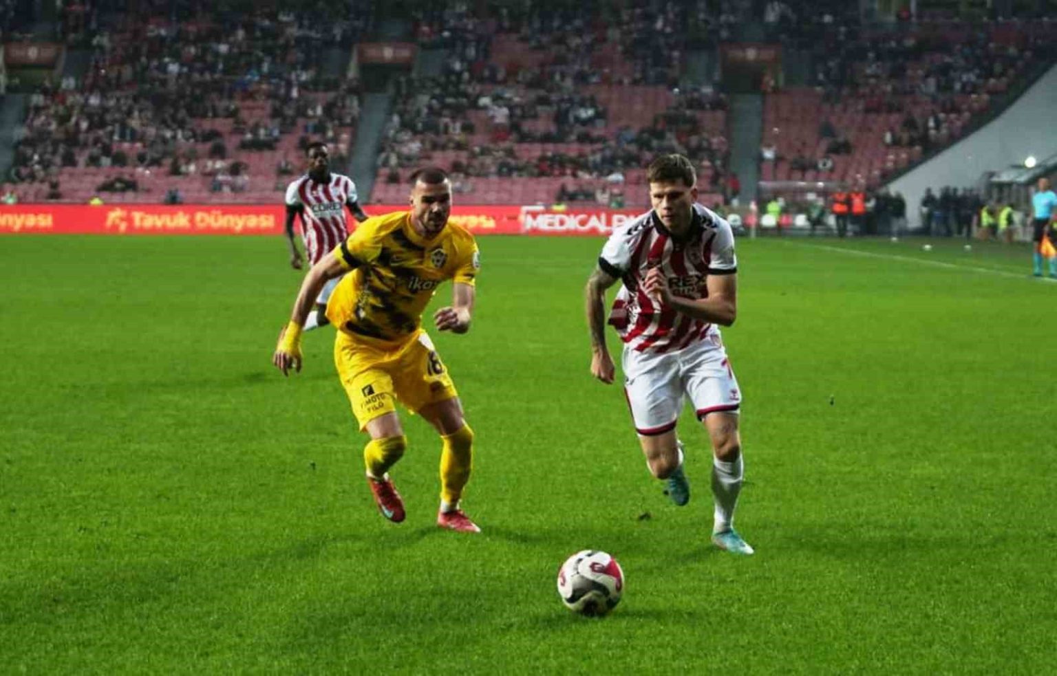 trendyol-super-lig-samsunspor-0-eyupspor-0-mac-devam-ediyor