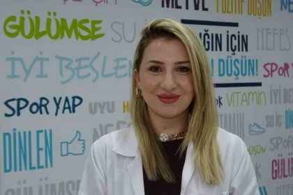 uzmani-uyardi-bitki-caylarini-dozunda-kullanin