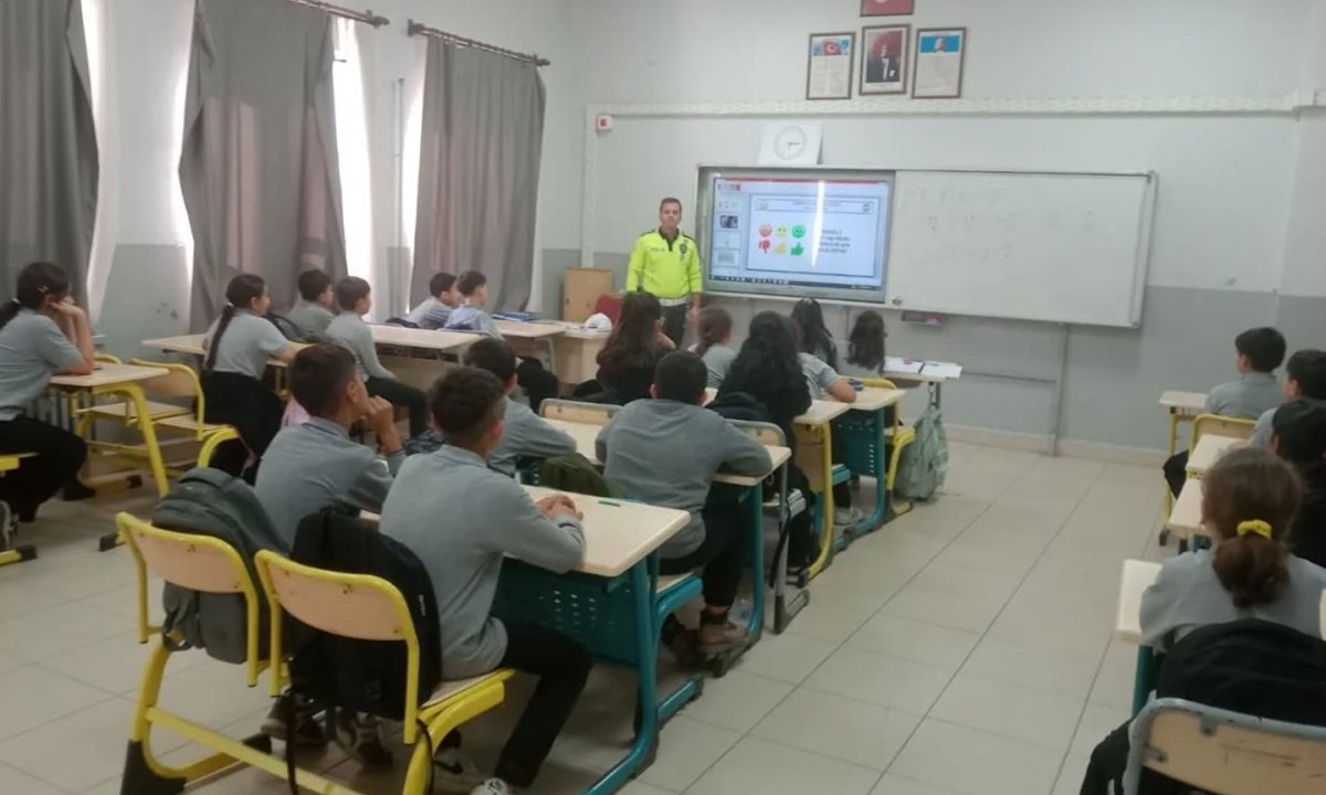 yenipazarda-ogrencilere-trafik-egitimi-verildi