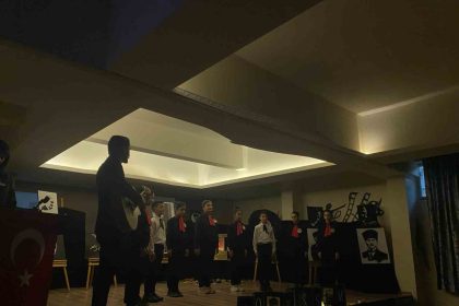 agrida-10-kasim-ataturku-anma-toreni-duzenlendi