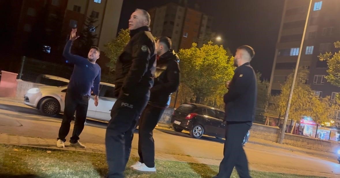 alkollu-yakalanmamak-icin-sofor-oldugunu-inkar-eden-sahis-ekiplere-zorluk-cikardi