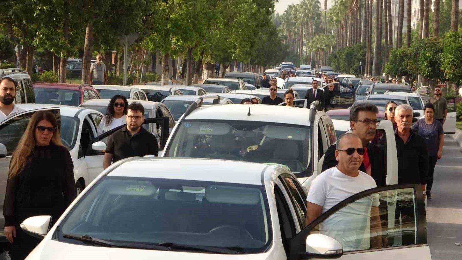 ataturk-olumunun-87-yilinda-mersinde-anildi