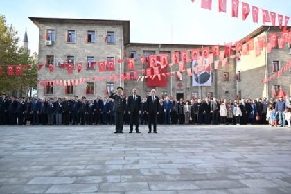 ataturk-vefatinin-87nci-yil-donumunde-ispartada-torenle-anildi