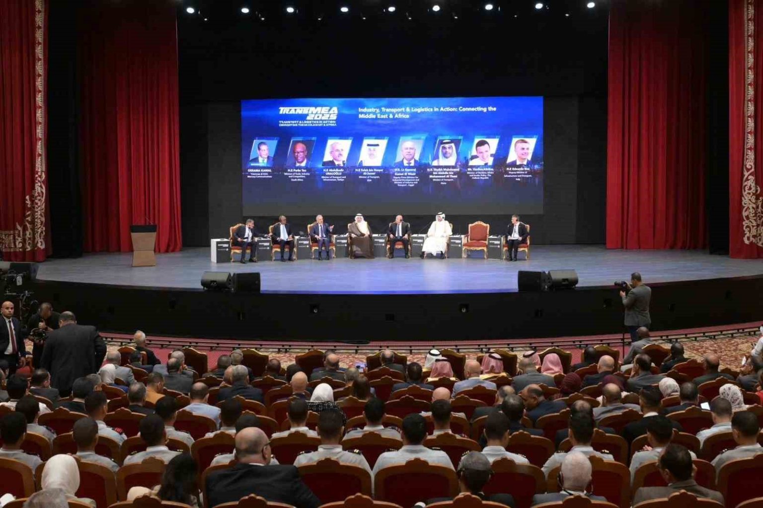 bakan-uraloglu-misir-ile-ro-ro-tasimaciliginin-yeniden-baslatilmasi-noktasinda-bir-gayretimiz-var