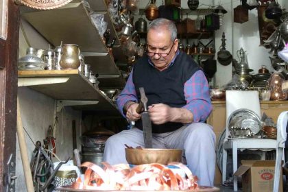 bakir-bileklikler-yeniden-moda-oldu