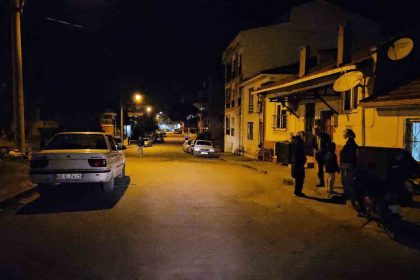 balikesirde-4-9luk-deprem