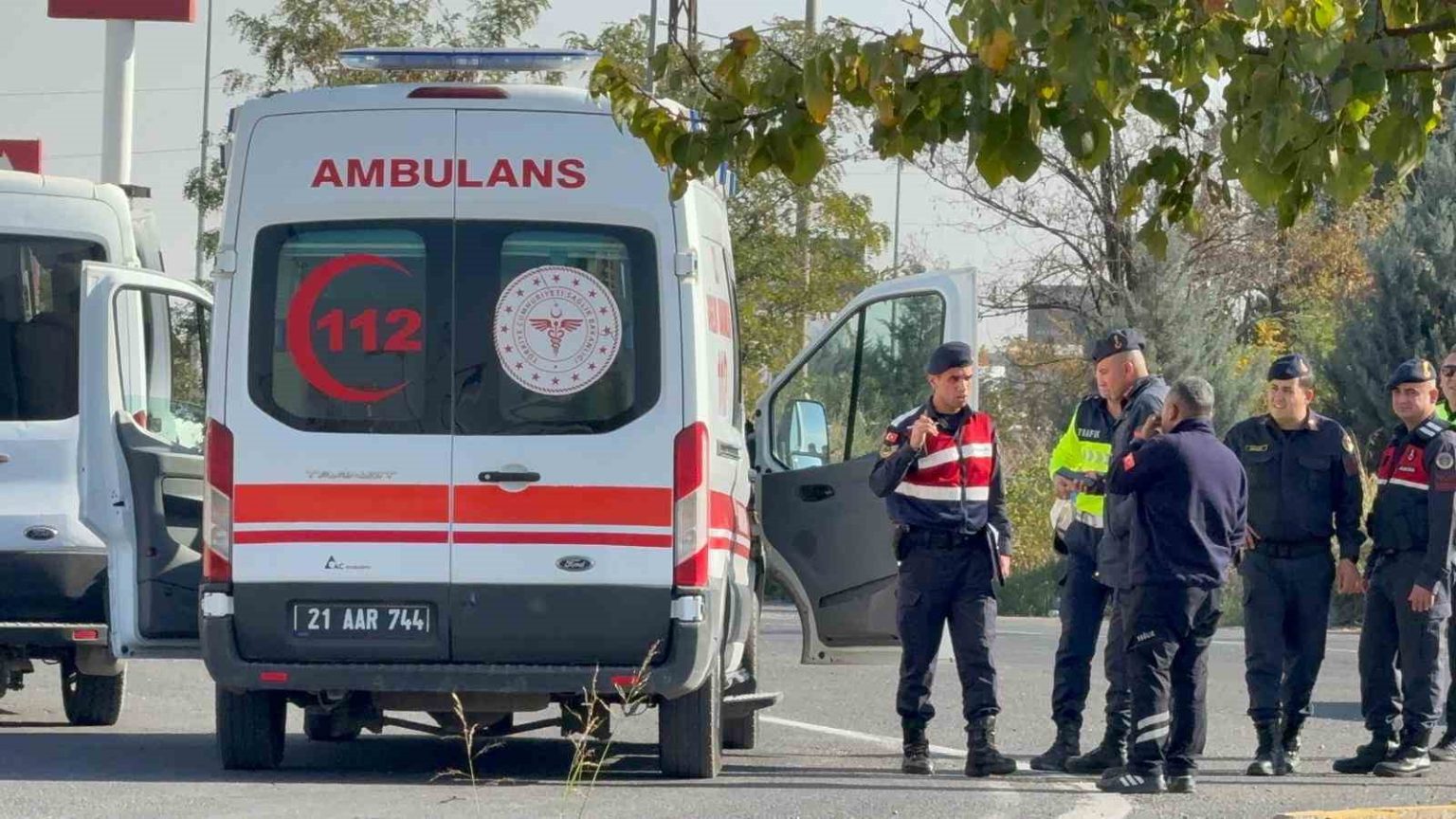 diyarbakirda-iki-aile-arasinda-kavga-3-yarali