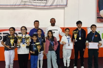 elazig-genclik-ve-spor-kulubunden-5-sampiyonluk-11-madalya