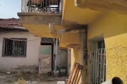 evine-giren-3-kisi-tarafindan-darbedilen-yasli-adam-10-gun-sonra-hayatini-kaybetti